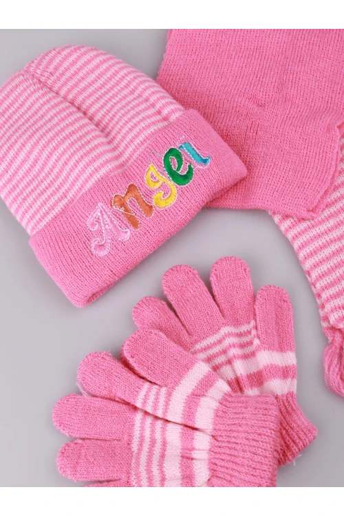 طقم شال مع قبعة و قفازات شتوية