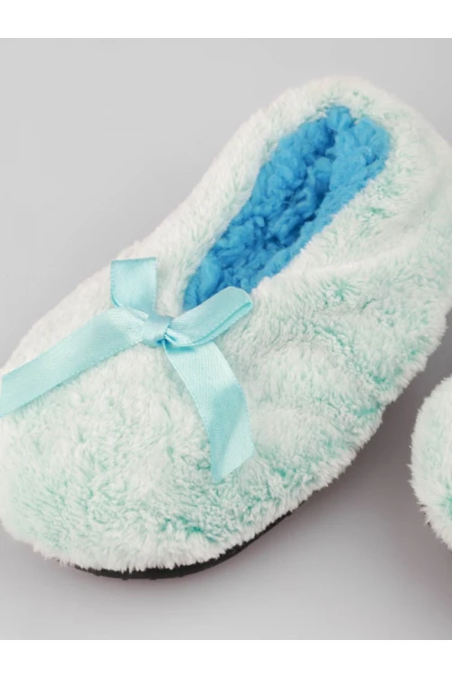 حذاء منزل مبطن بالفرو بتفاصيل فيونكة