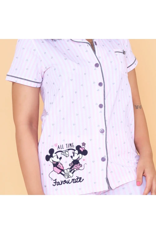 طقم بيجاما مخطط مع طبعات قلوب