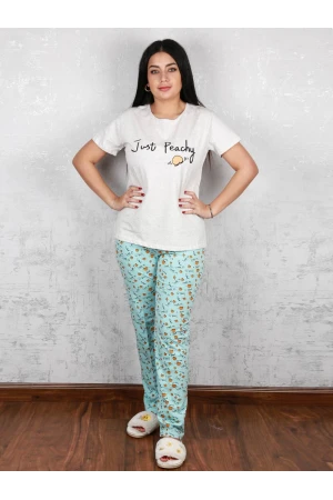 بيجاما بنطلون بطبعات مع تيشيرت بياقة مستديرة