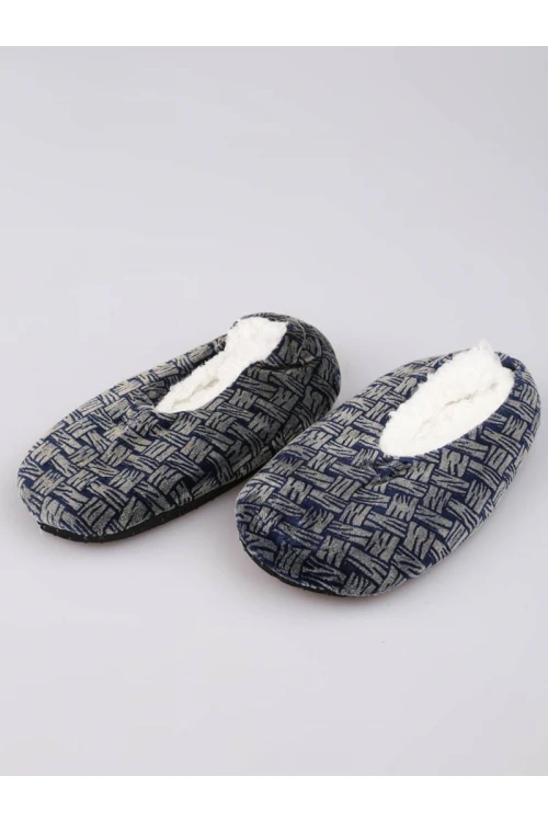 حذاء منزل مبطن و مزخرف