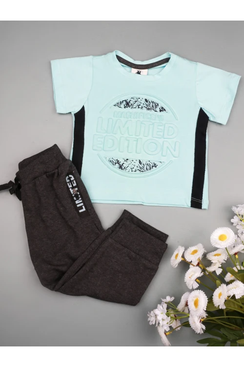 طقم بنطلون بخصر مطاطي مع تيشيرت بارز الملمس