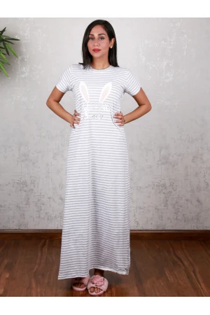 قميص مخطط بأكمام قصيرة و ياقة ضيقة