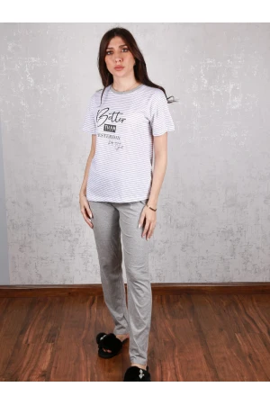 طقم بيجاما بنطلون سادة مع تيشيرت مخطط