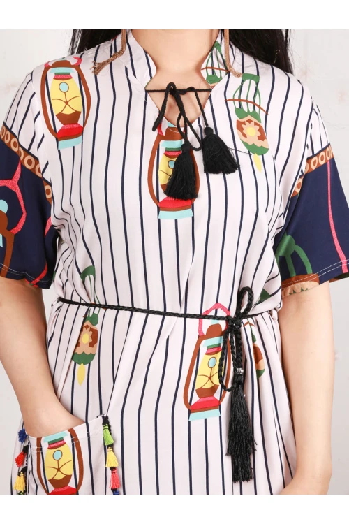 جلابية مع جيب مزخرف و حزام ربط