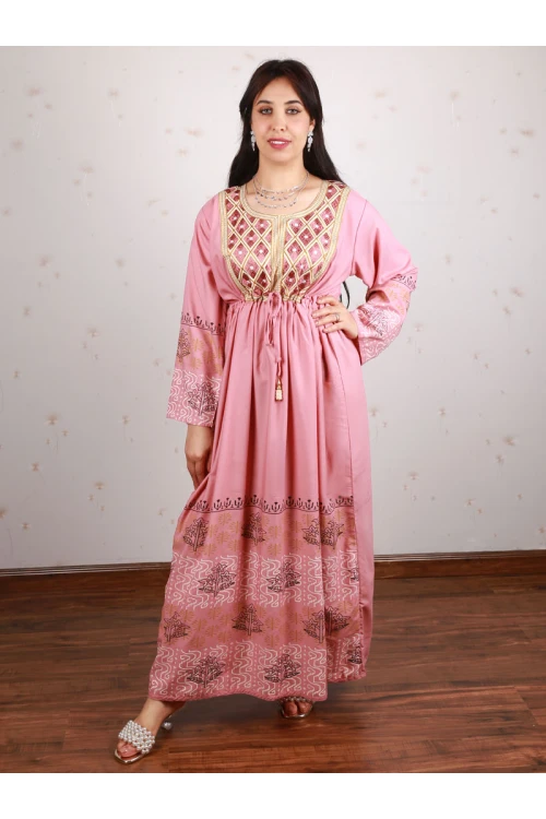 جلابية بحزام ربط و أكمام طويلة مزخرفة