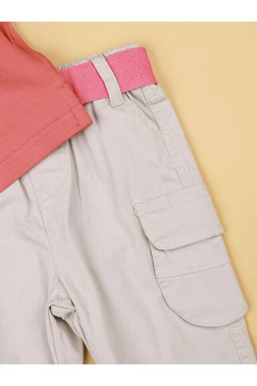 طقم بنطلون كاجوال مع تيشيرت بأكمام قصيرة