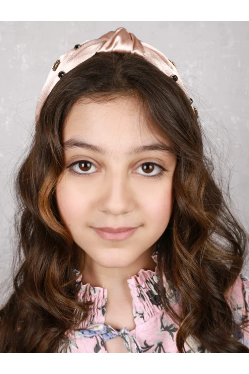 شريطة شعر ساتان معقودة