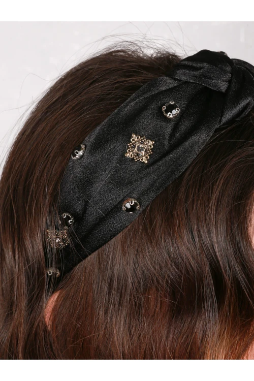 شريطة شعر ساتان معقودة