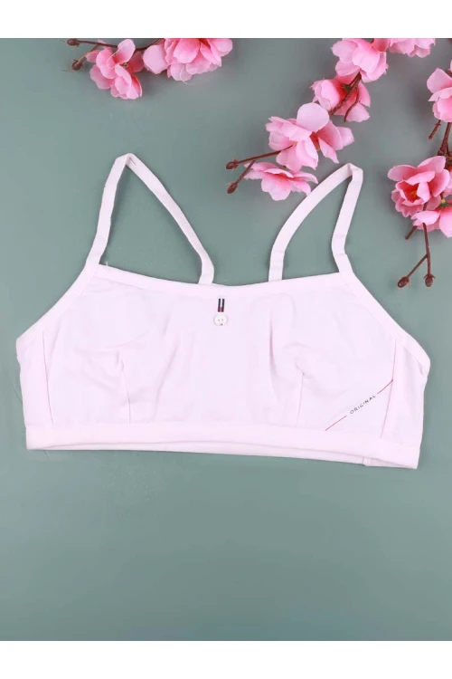 صدرية رياضية بحمالات رفيعة