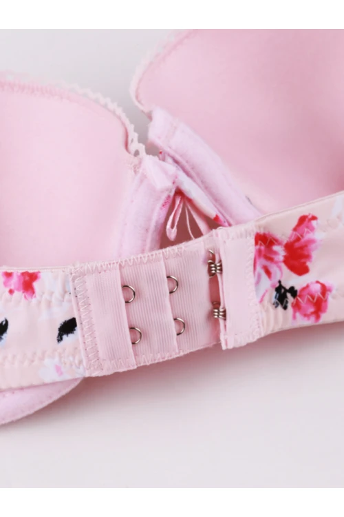 طقم داخلي مزين بالزهور