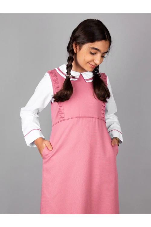 مريول مدرسة مع قميص بتفاصيل كشكش