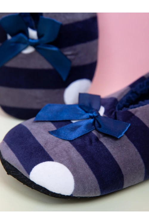 شبشب شتوي مبطن بالفرو مع طبعات