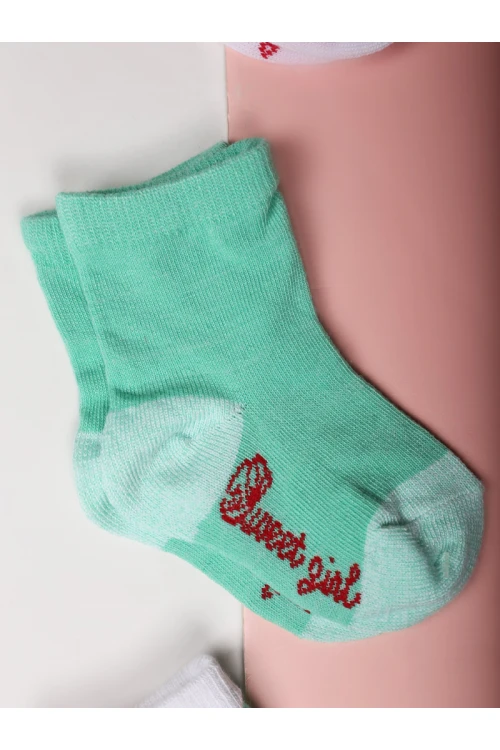 طقم جوارب متنوع من 3 أزواج