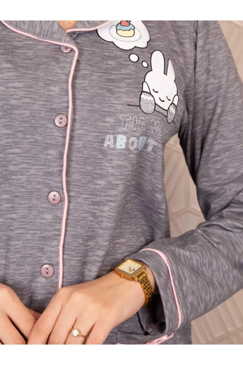 بيجاما شتوي بنطلون مخطط مع بلوزة بأزرار إغلاق