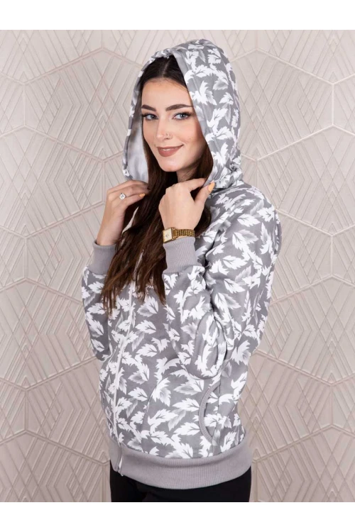 جاكيت جامبو شتوي مزين بطبعات ورق شجر