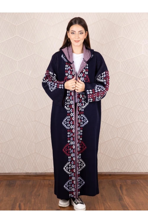 فرو شتوي مزخرف بطبعات مع قبعة