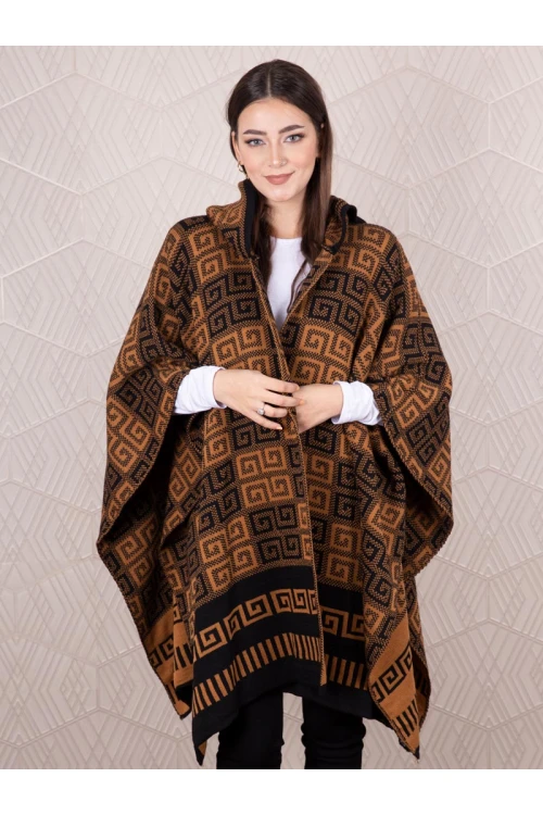 شال شتوي مزين بطبعات مع قبعة