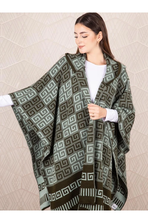 شال شتوي مزين بطبعات مع قبعة