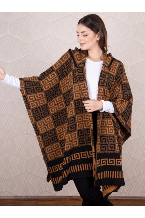 شال شتوي مزين بطبعات مع قبعة