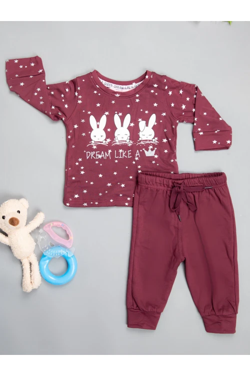 بيجاما شتوية مزينة بطبعات نجوم