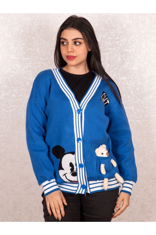 جاكيت شتوي مزين بتفاصيل دب و أزرار إغلاق