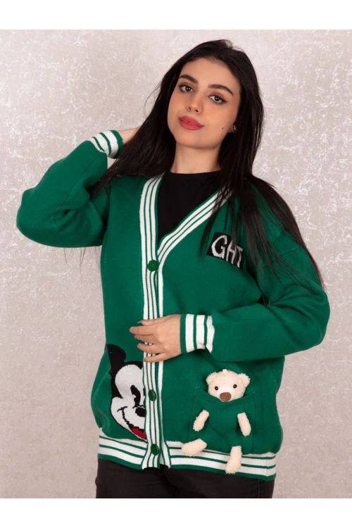 جاكيت شتوي مزين بتفاصيل دب و أزرار إغلاق