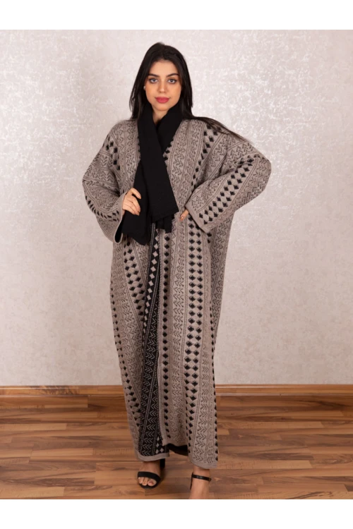 عباية شتوي بأكمام طويلة مع شال