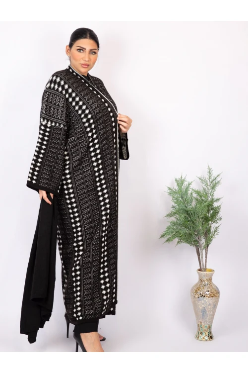 عباية شتوي بأكمام طويلة مع شال