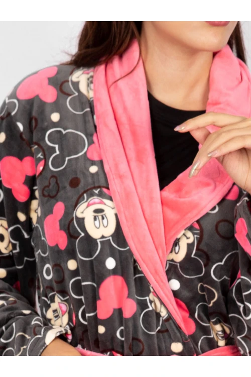 روب مخمل متوسطة الطول بطبعات ميكي ماوس