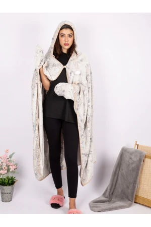 شال شتوي مع قبعة و قفازات