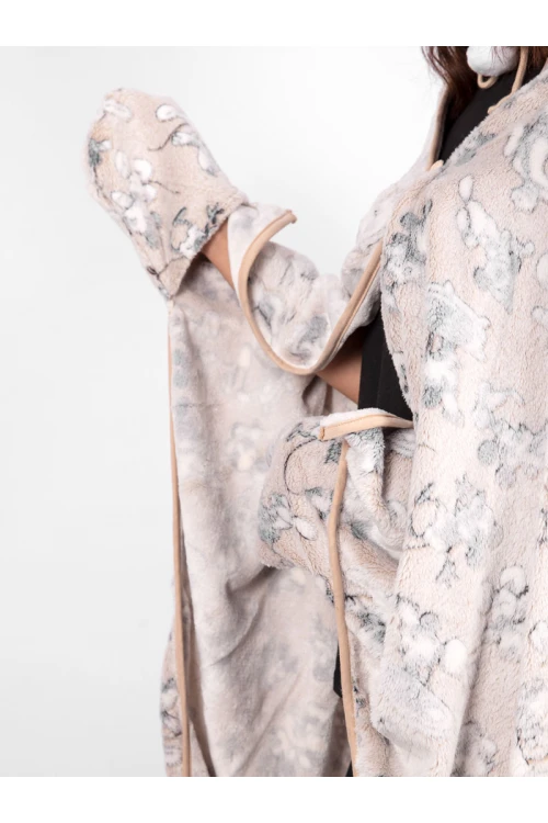 شال شتوي مع قبعة و قفازات