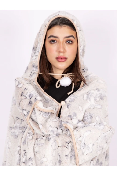 شال شتوي مع قبعة و قفازات