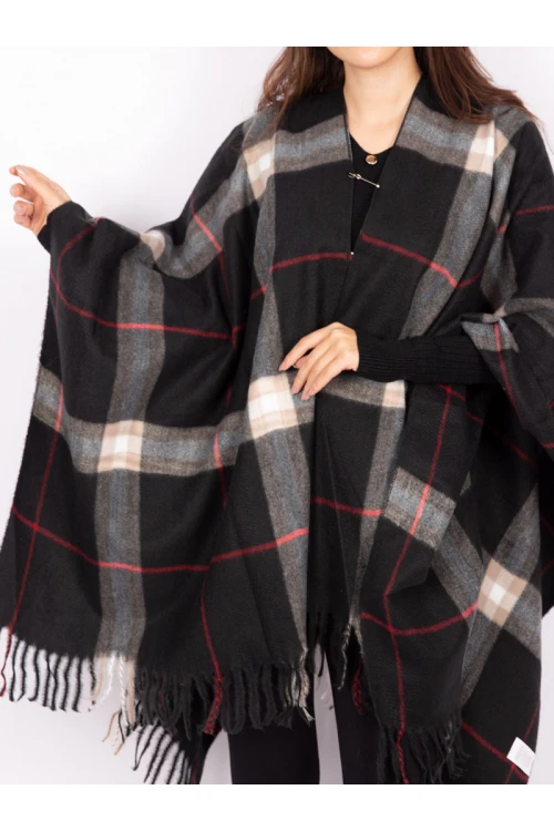 شال كاروهات بقصة واسعة