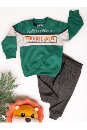 طقم مواليد شتوي بطبعات كتابة