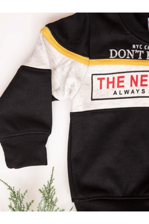 طقم مواليد شتوي بطبعات كتابة