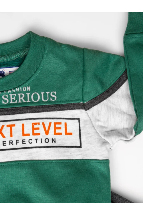 طقم مواليد شتوي بطبعات كتابة