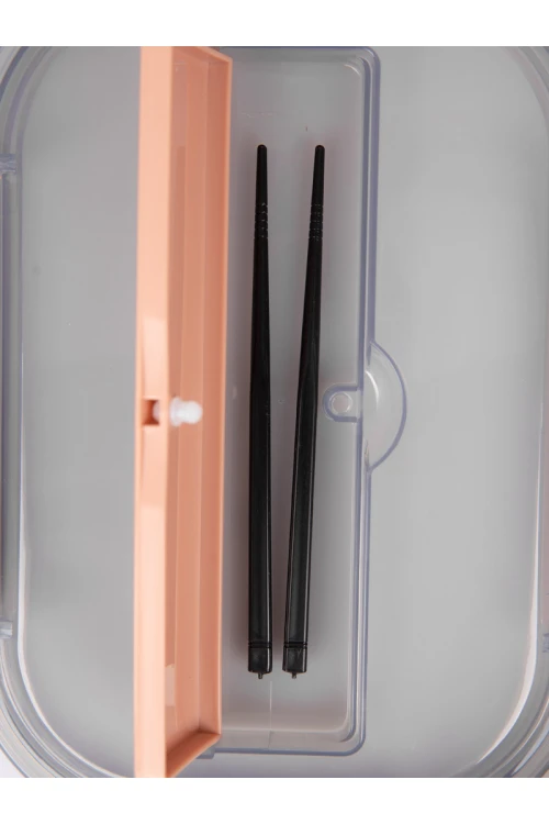 حافظة طعام بغطاء محكم مع أدوات طعام