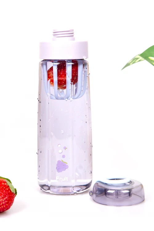 قارورة مياه بمصفاه للفواكه مع غطاء ومشبك إغلاق