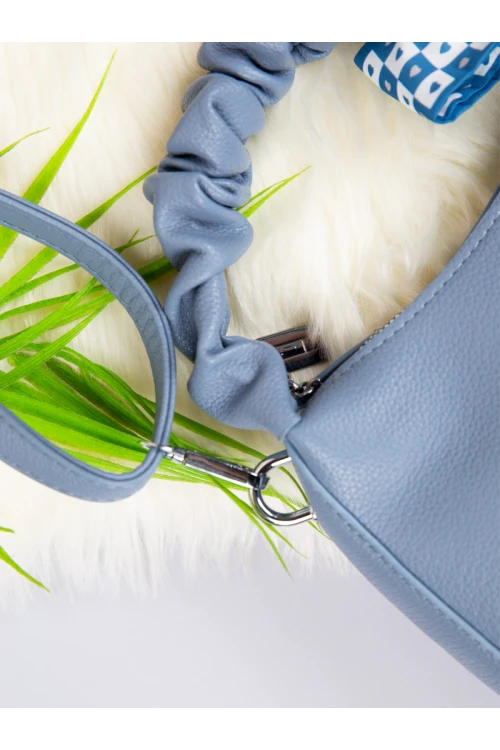 حقيبة بحمالات كتف مختلفة الطول