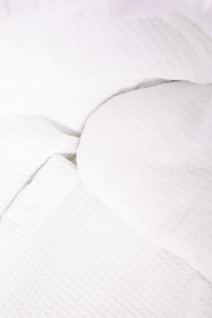 سرير مهد سلة موسى مع مفرش  وحامل