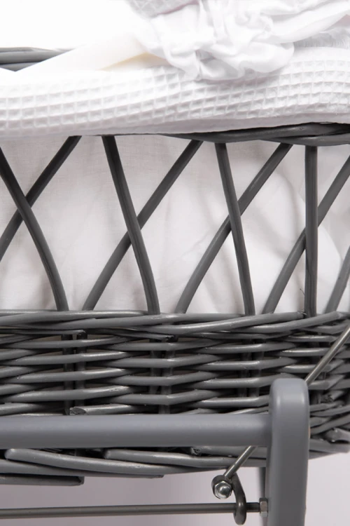 سرير مهد سلة موسى مع مفرش  وحامل