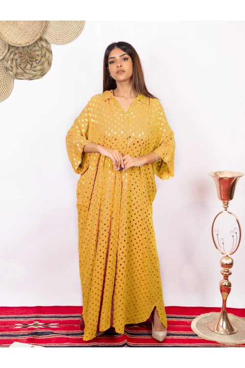 جلابيات يوم التأسيس منقّطه باللون الذهبي