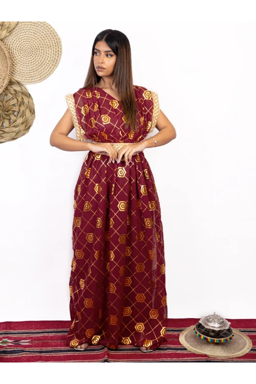 فستان يوم التأسيس بقصة يد مميزة