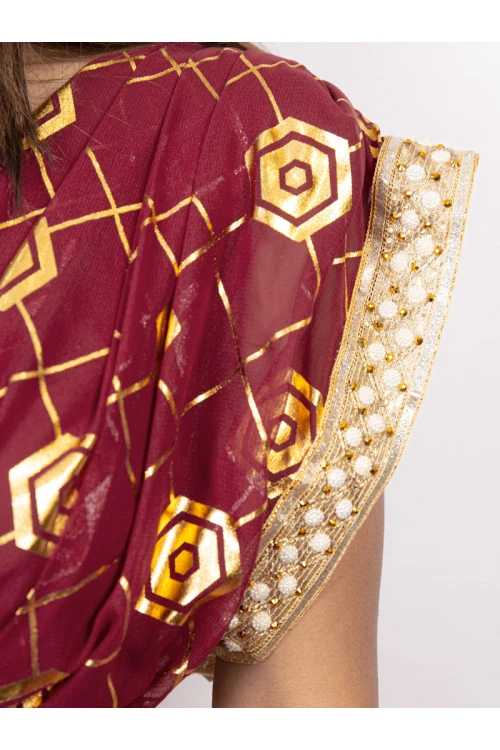 فستان يوم التأسيس بقصة يد مميزة