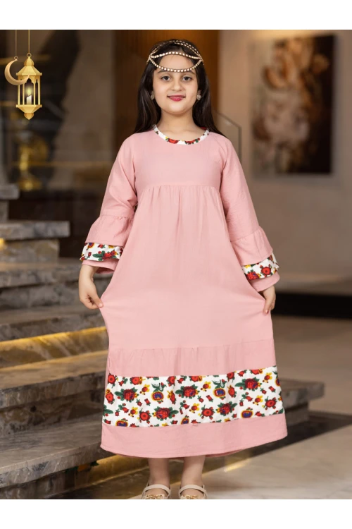 جلابية رمضانية  بأكمام طويلة بناتي واطراف مزينة بالزهور