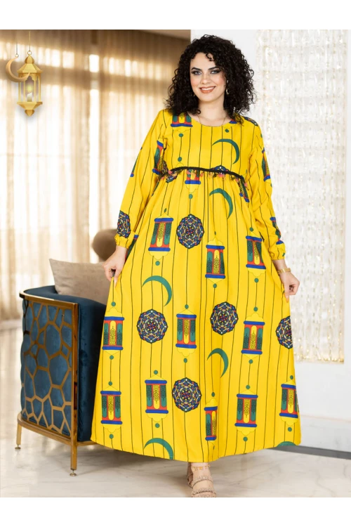 جلابية رمضانية نسائية تتميز بأكمام  طويلة مزينة برسومات رمضانية