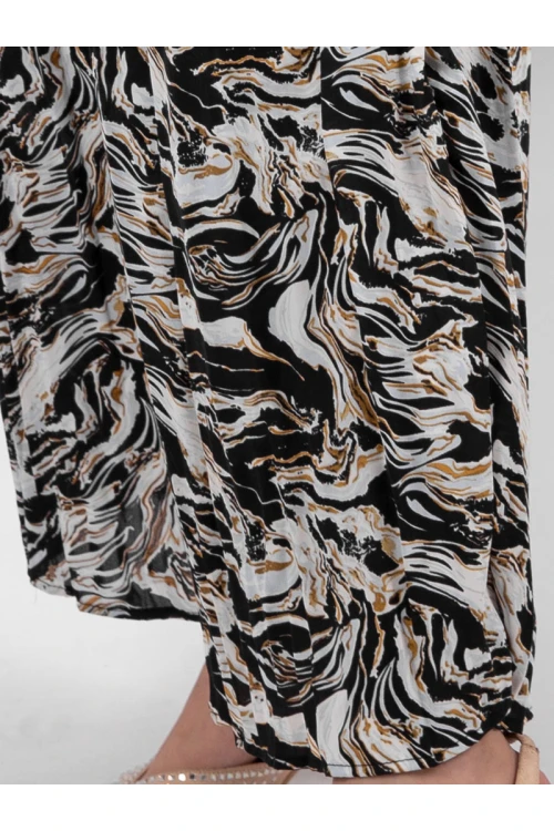 طقم بلوزة مشجرة بأكمام قصيرة وبنطلون مشجر واسع