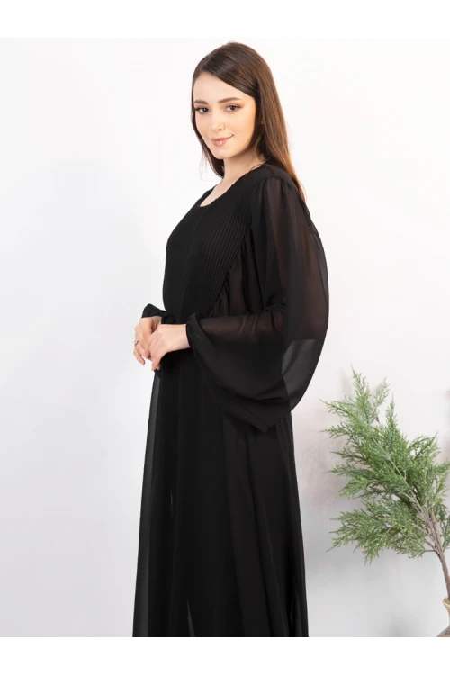 فستان طويل سادة بأكمام طويلة وحزام على الخصر