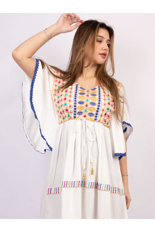 جلابية مميزة بنقش العربي